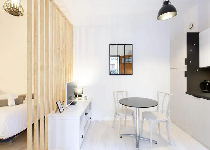 Jolie - Proche Promenade Des * Nice